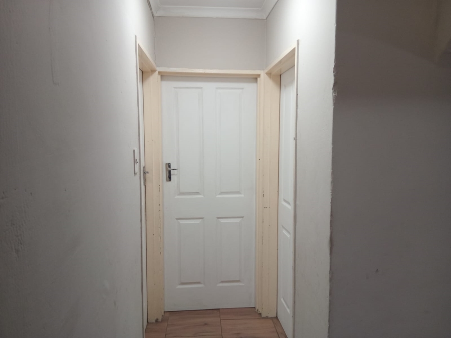 2 Bedroom Property for Sale in Kwa Nobuhle Eastern Cape